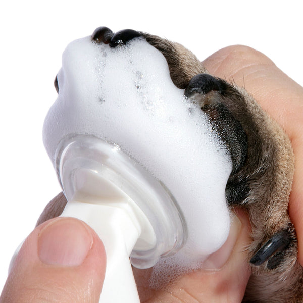 150ml Waterless foam paw cleaner brush. - Precious Tails 150WFPC-WHT